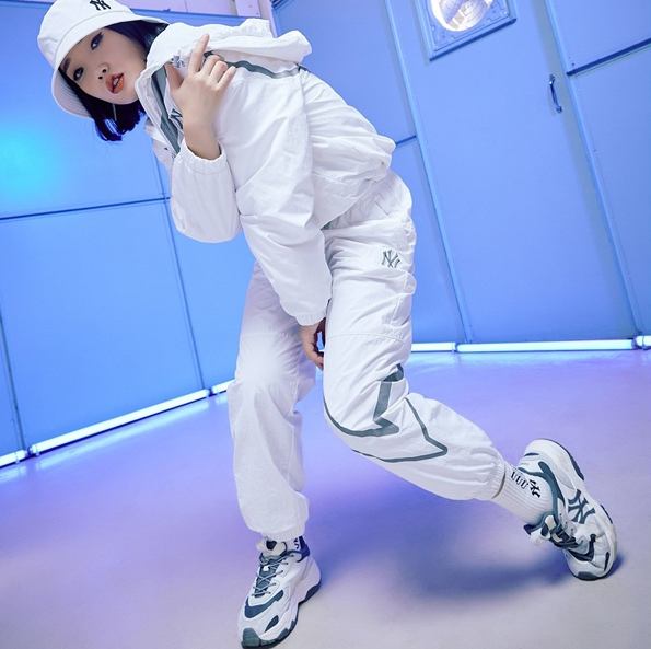 kr.ktown4u.com : [MLB] Big Ball Chunky Lite SD NY [4colors]