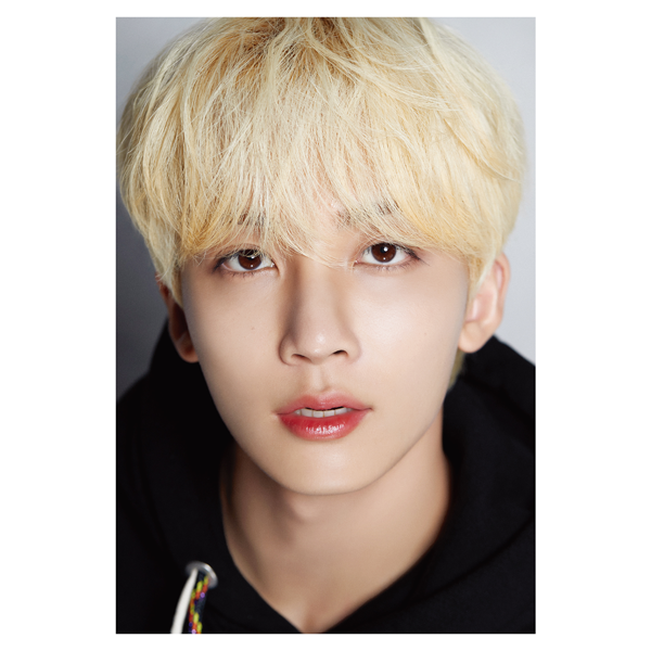 ktown4u.com : DICON D'FESTA SEVENTEEN (JEONGHAN)